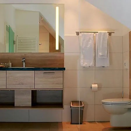 Roessle Hotel Blumberg