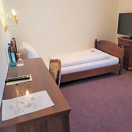 Roessle Hotel